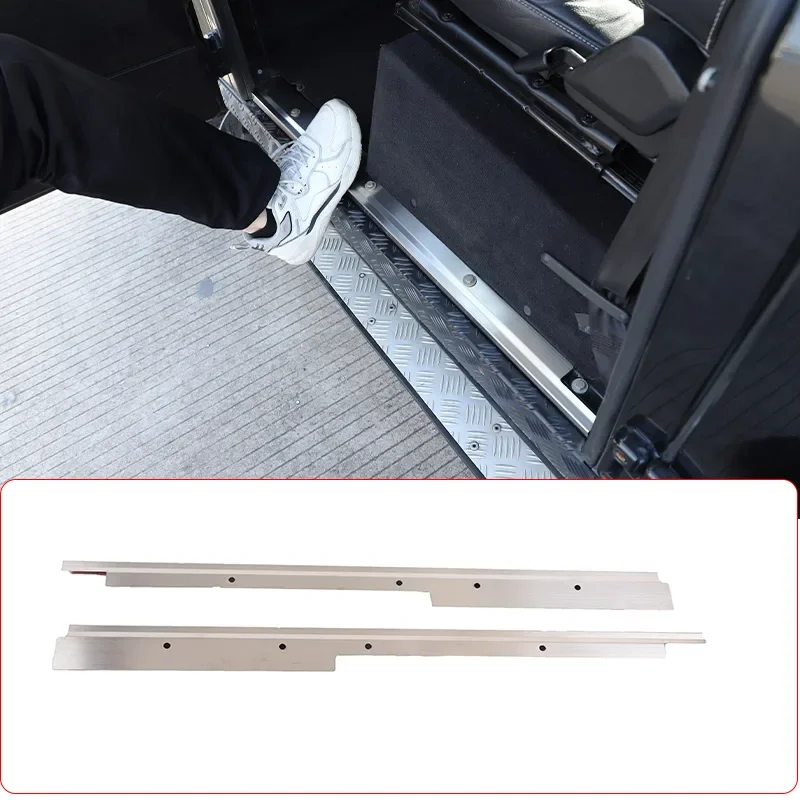 

For Land Rover Defender 2004-2018 Car Inner Threshold Pedal Rear Bumper Foot Plate Trunk Door Sill Guard Trim Car Accessories
