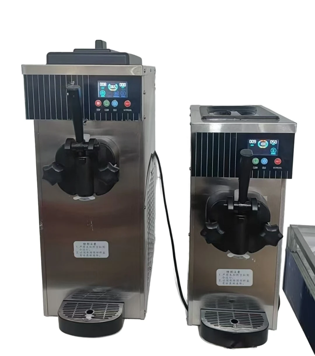 Portable commercial ice cream machines are flexible and suitable for a variety of scenarios