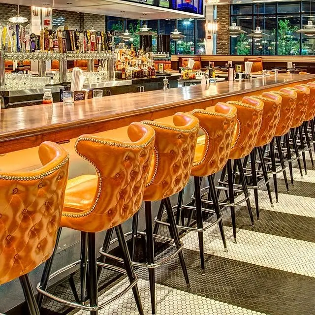 Custom Classic Leather Restaurant Booth Seats Luxury Booth Sofa for Modern Nightclub Bar
