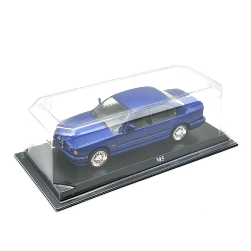 Diecast 1:43 Scale M5 Alloy Classic Retro Sports Car Model Finished Product Simulation Toy Collection Gift Static Model