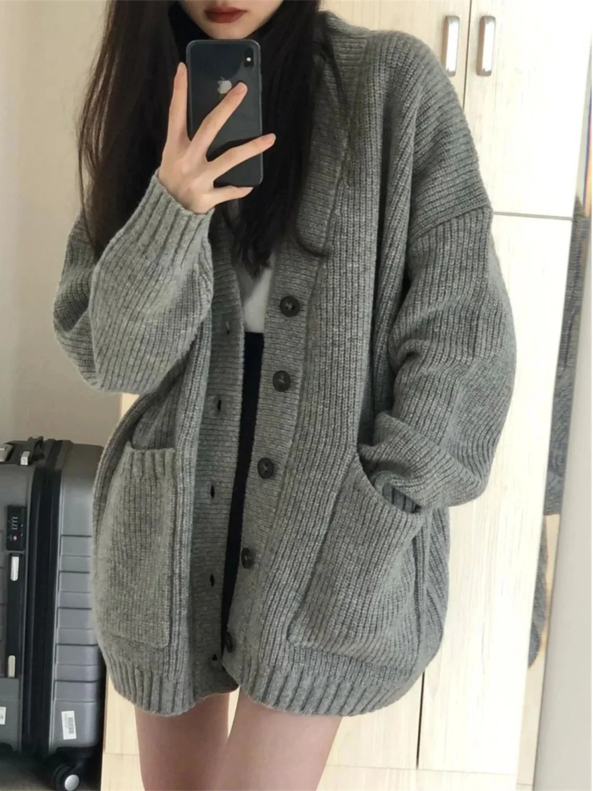 

Повседневный свободный кардиган на пуговицах, цветной, с длинными рукавами, V-образным вырезом, стандартной длины, осенний, модный, женский