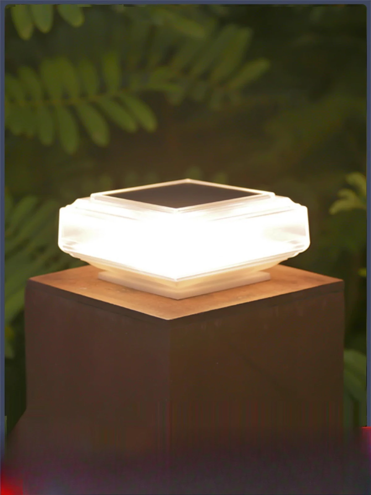 Solar column head Outdoor courtyard Waterproof rural gate Villa square wall New door pillar