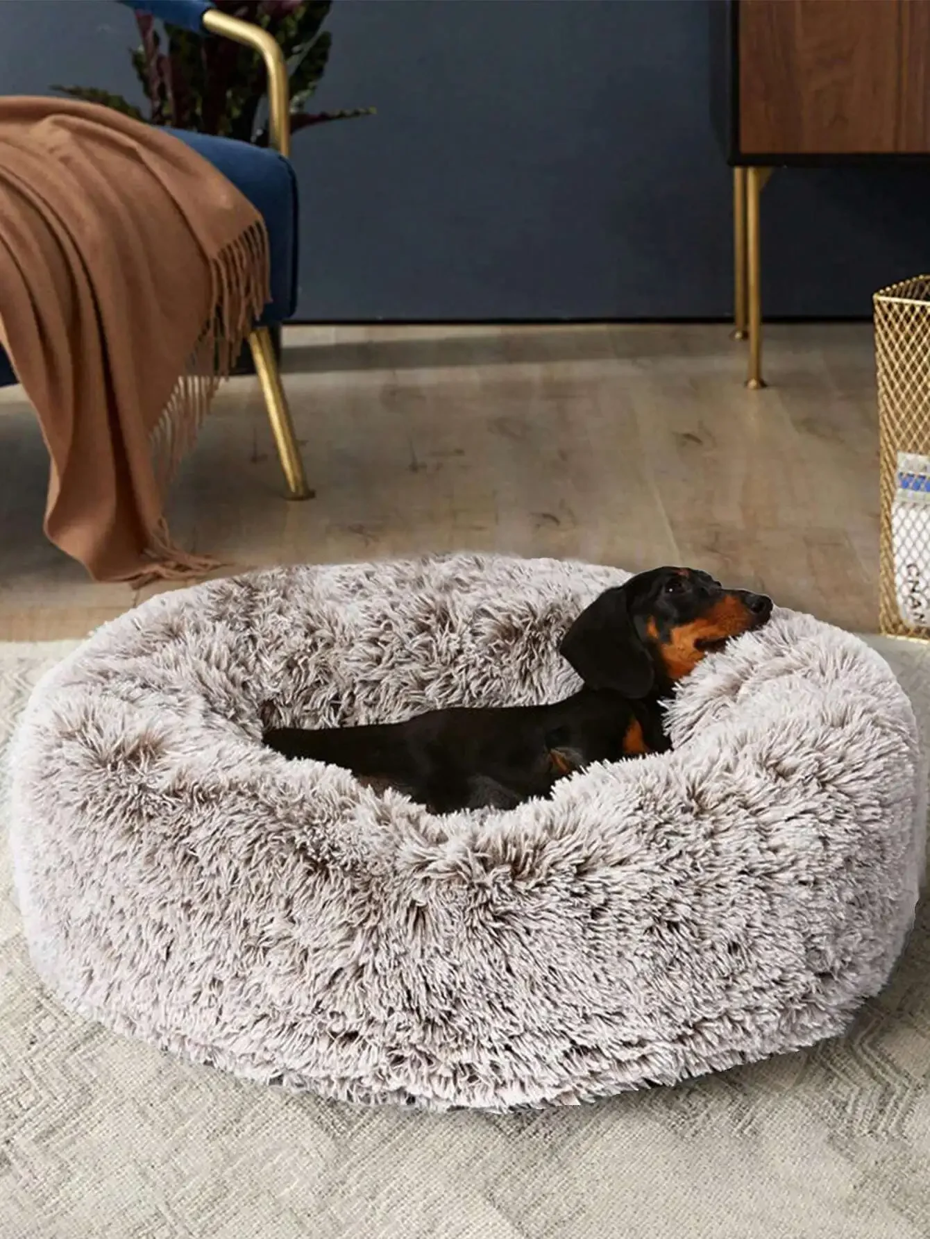 

1pc Plush Round Pet Bed With Non-Slip Bottom, Winter Use For Small, Medium, And Large Dogs And Cats