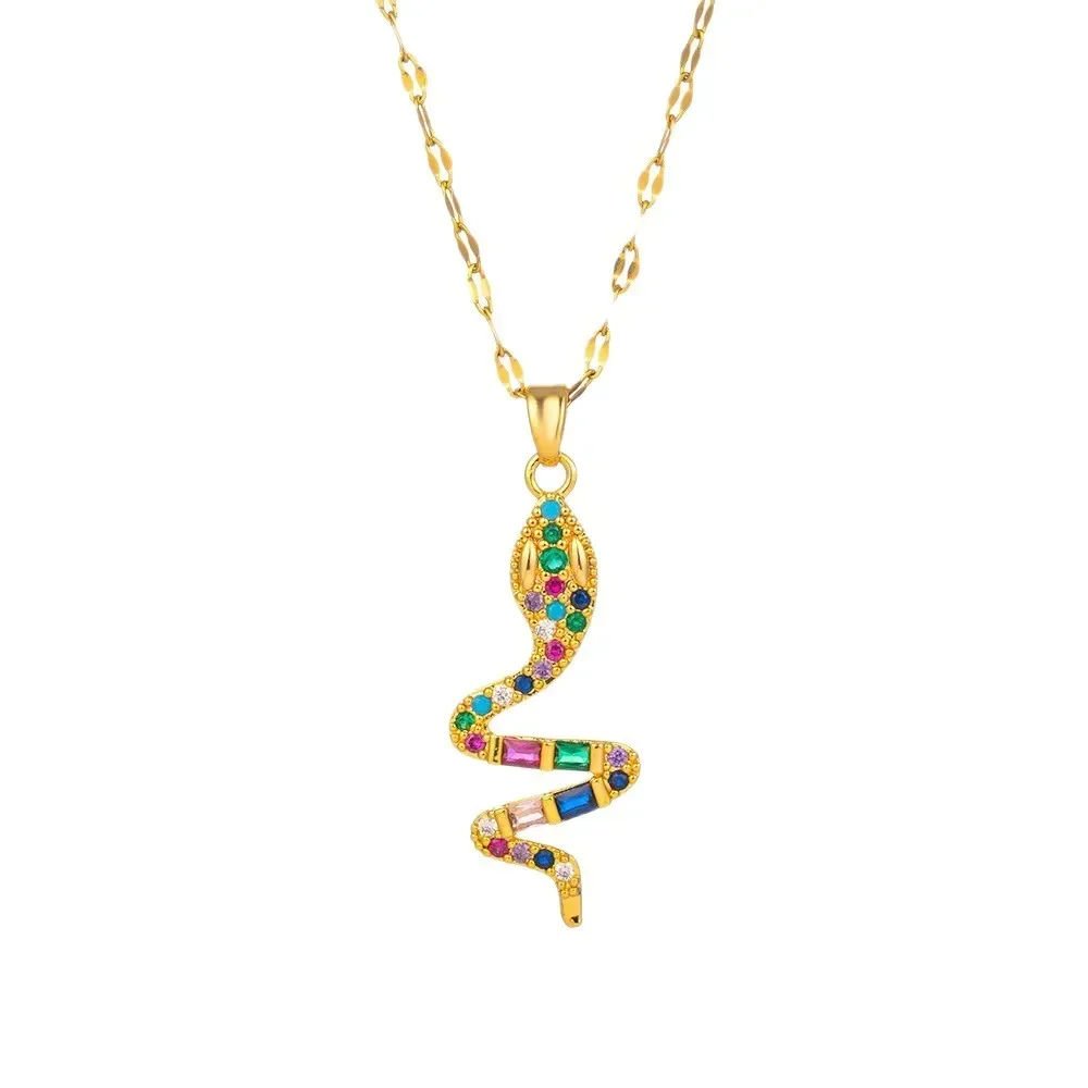 Новейшее легко инкрустированное цветное ожерелье из титановой стали со змеей и цирконом для женщин 2005 года - уникальное и многофункциональное.