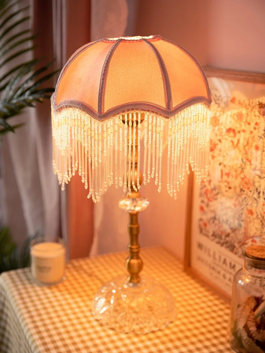 French Retro Desk Lamp Bedroom Girl Heart Princess Fengliu Su Bedlight Night Reading Lamp For Study Office Table Decoration