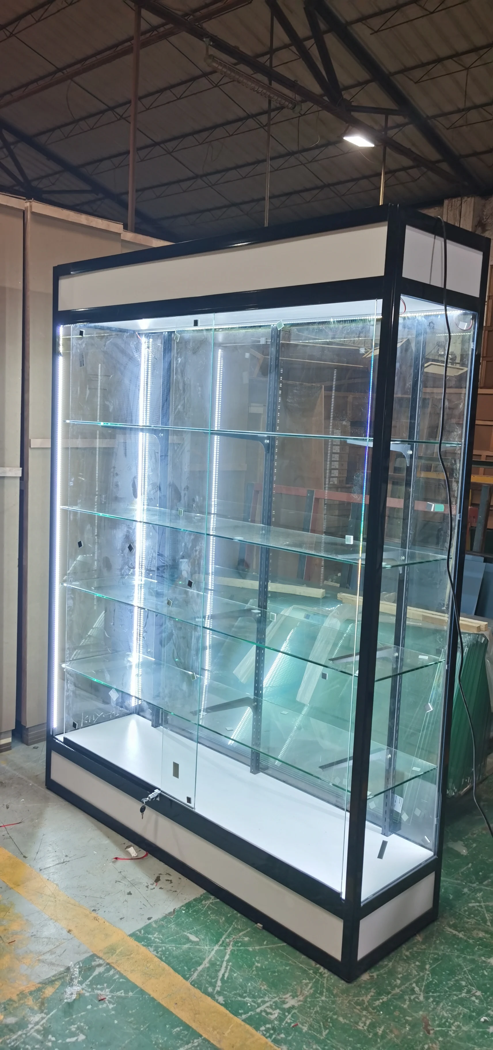 Custom.Tall Showcases Smoke Shop Display Exhibition Cabinet Jewelry Display Glass showcase with Base and Light