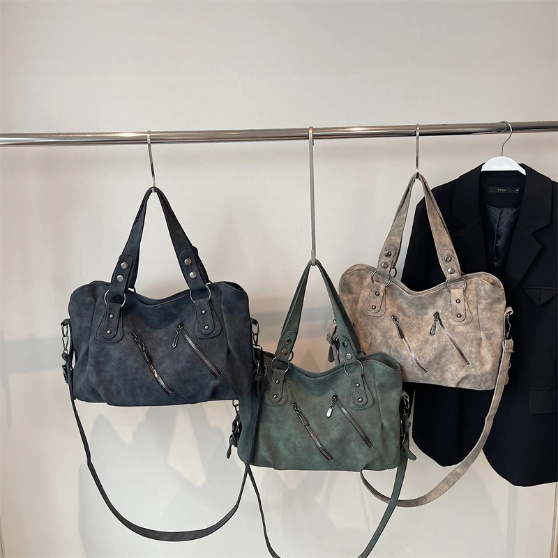 

Сумки через плечо большой вместимости из искусственной замши с блестками в продаже, женские сумки в стиле локомотив, 2026, горячая распродажа, универсальные сумки на плечо