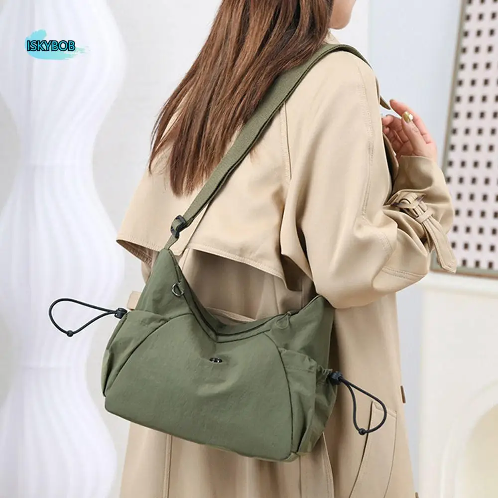 

Zipper Closure Shoulder Bag Ultra-light Large Capacity Women Crossbody Bags Adjustable Strap Fashionable Messenger Bag School