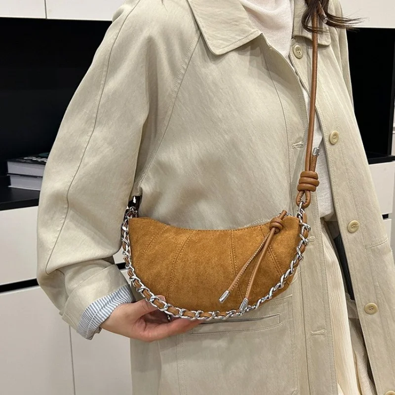 

Chic Parisian Inspired Crossbody Bag For Women Elegant Leather Shoulder Bag With Chain Strap Vintage Classic Style