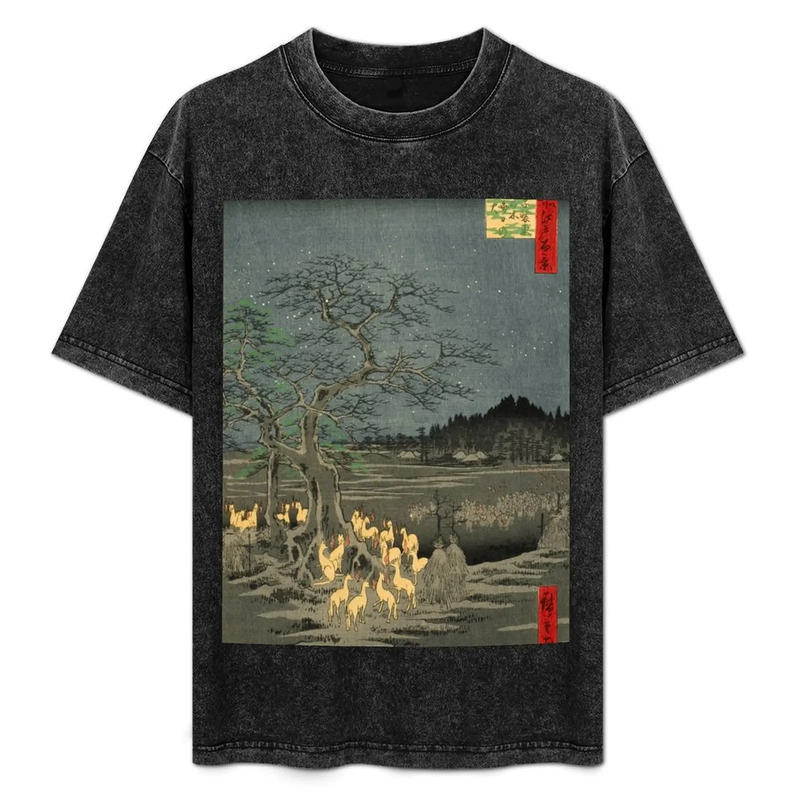 

Utagawa Hiroshige - New Year's Eve foxfires at the changing tree, 1857 - Japanese Woodblock Print T-Shirt