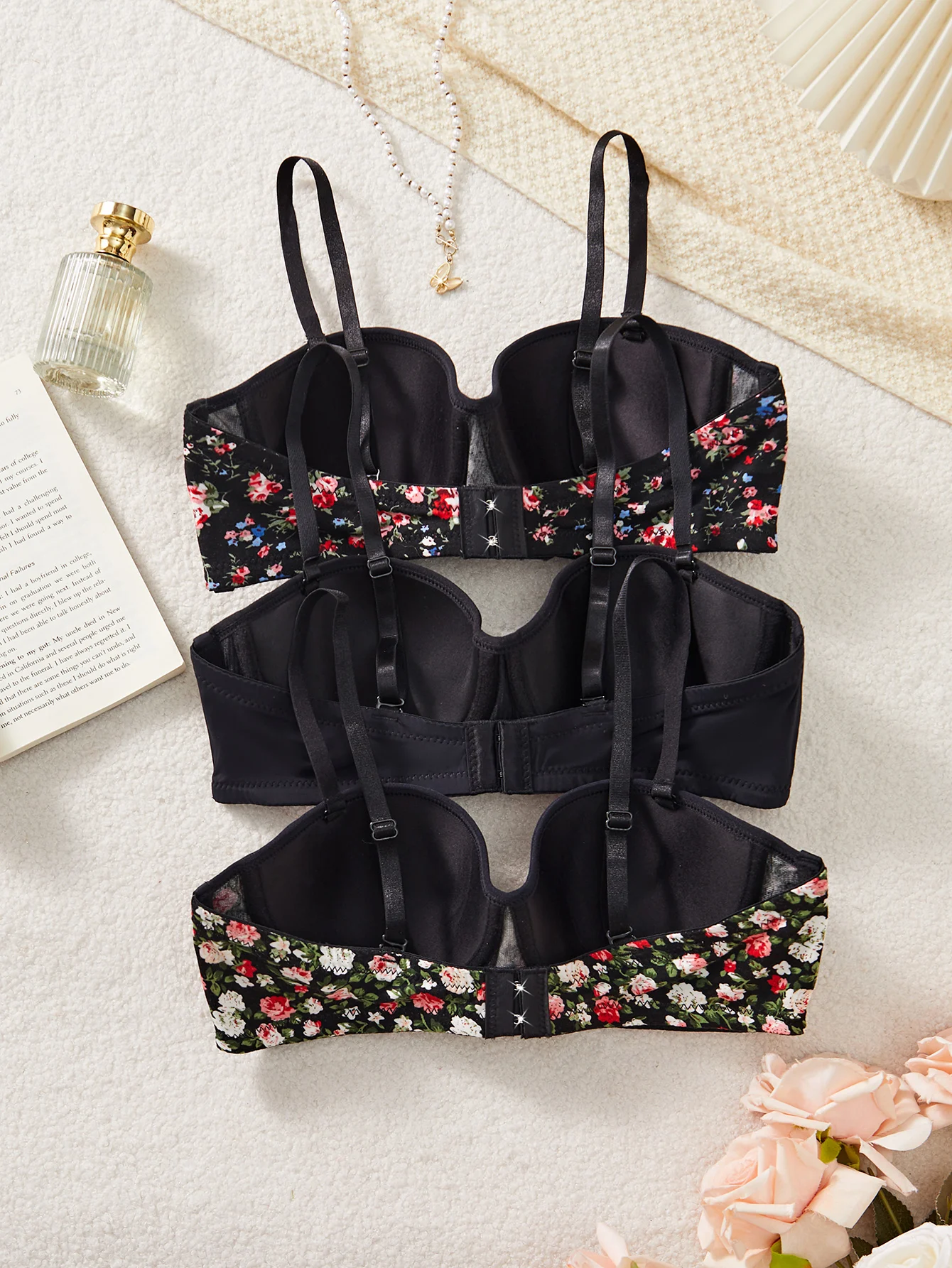 Confezione da 3 reggiseni da donna per tutti i giorni con chiusura frontale, ferretto, push-up, decorazione floreale, specifico per buste piccole, adatto per taglie XS