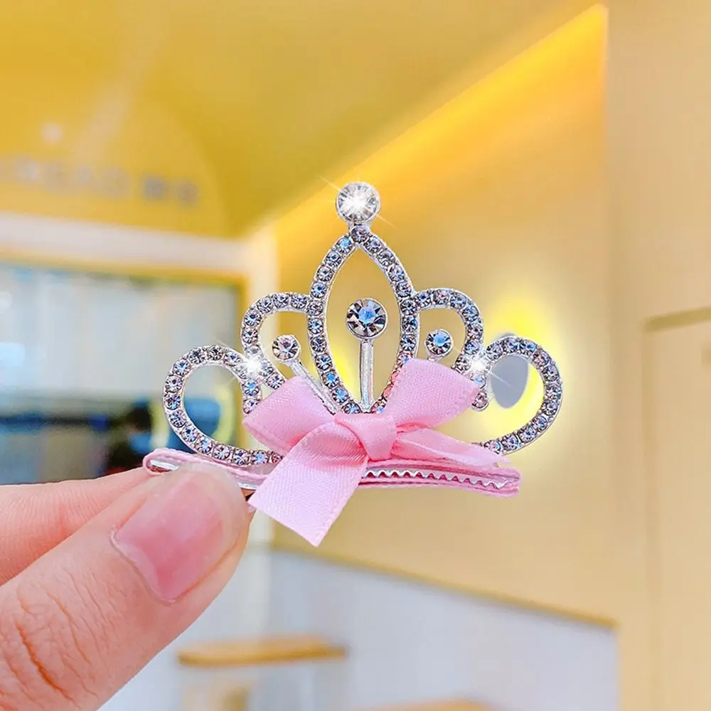 Épingle à cheveux couronne en forme de nœud pour fille, couvre-chef pour enfant, pince à cheveux princesse, jolis accessoires pour cheveux en strass