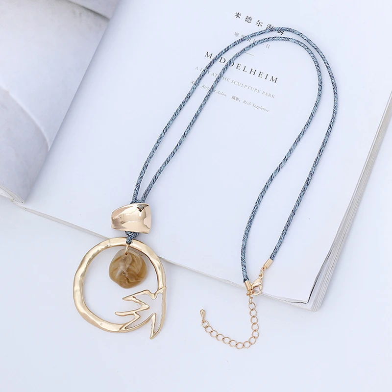 Hollow Out Resin Pendant Necklace for Women Unique Shape Jewelry