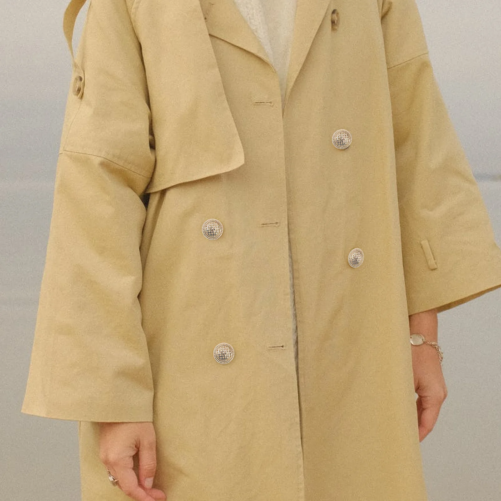 

20Pcs Hollow Retro Style Sewing Buttons Vintage Alloy DIY Clothes Ornaments Round Coat Shirt Replacement Buttons