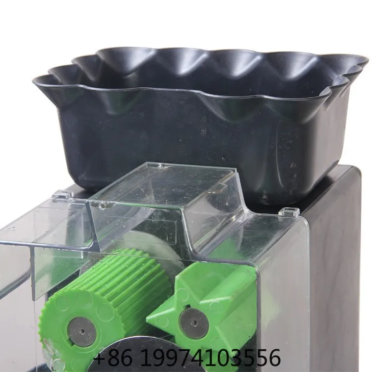Small Desktop Citrus Squeeze  High Efficient Fresh Orange Juice Extractor For Fruit Shop  Daily Use