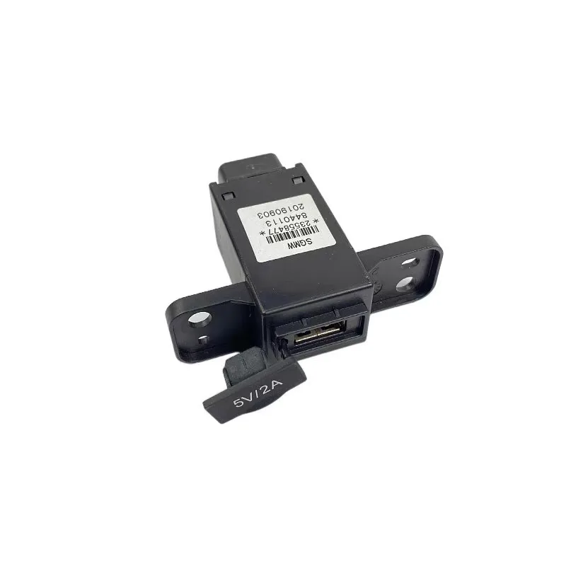 ل Baojun 560 530 Hongguang Plus S3 حقيقية Zhengcheng الصف الثاني USB موبايل شحن التوصيل 23558477