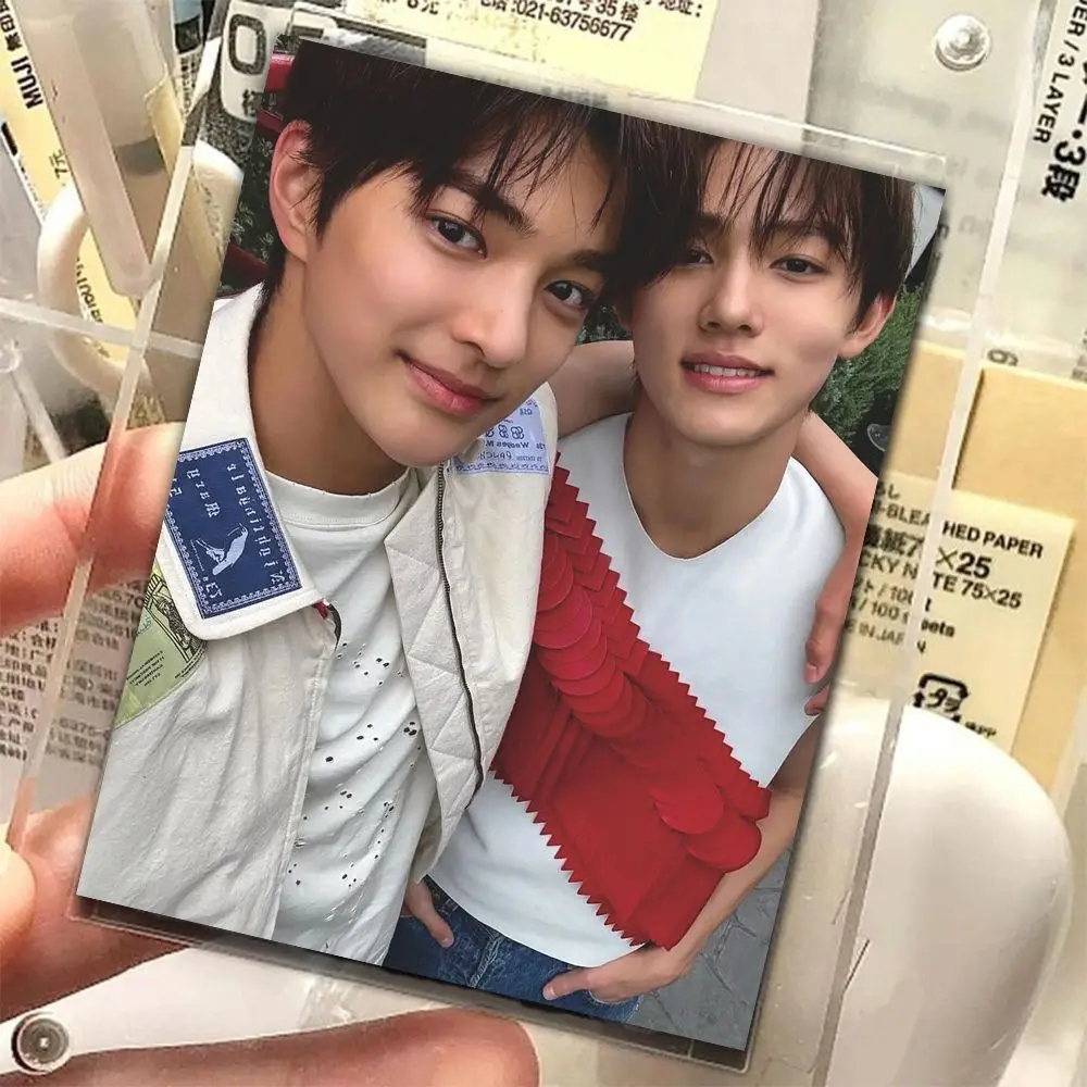 KPOP KOrean Boy Band CORTIS Martin Zhao Yufan An Qianhao An Jianhao نے مظهر مذهل مع بطاقة بريدية LOMO المحيطة #4