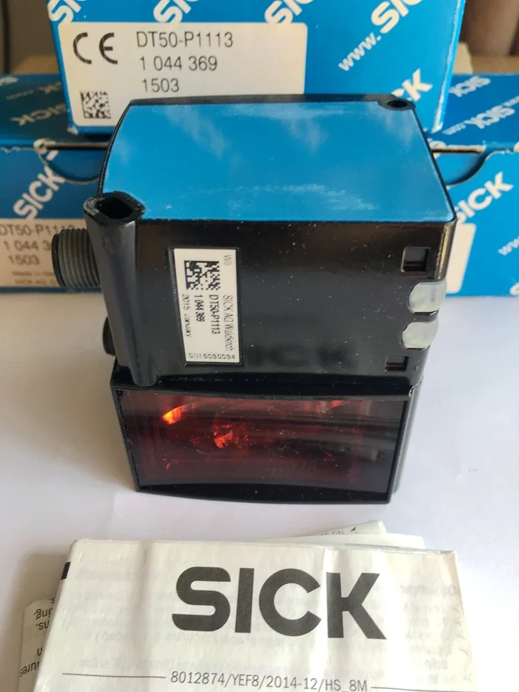 

DT50-P1113 NO.1044369 новый оригинальный лазерный дальномер