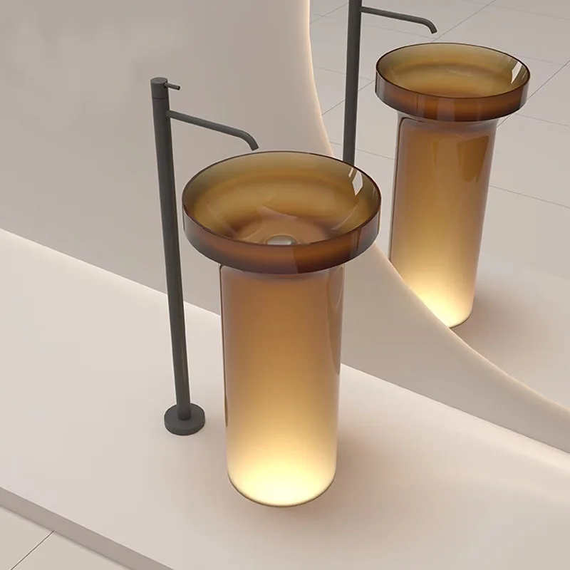 

Креативное искусство, новая прозрачная колонна из смолы, встроенная напольная цветная раковина, для отелей, вилл GN138GU