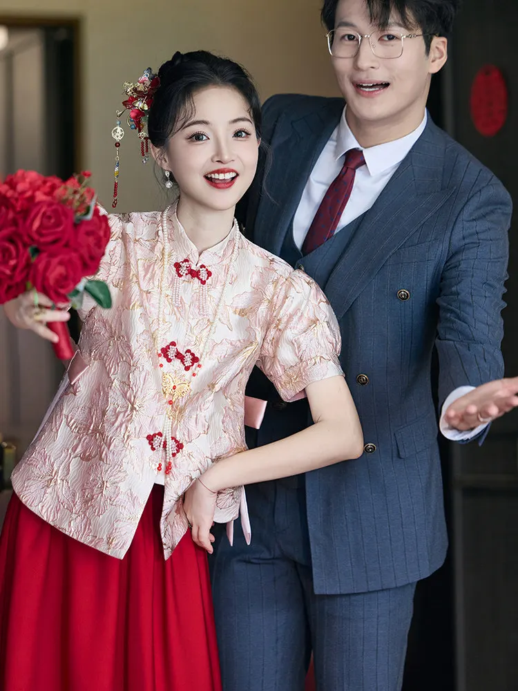 

New Chinese Style Wedding Dress plus Size Maternity Gown Female Bride-to-be Formal Evening Gown Vintage Style Short Sleeve
