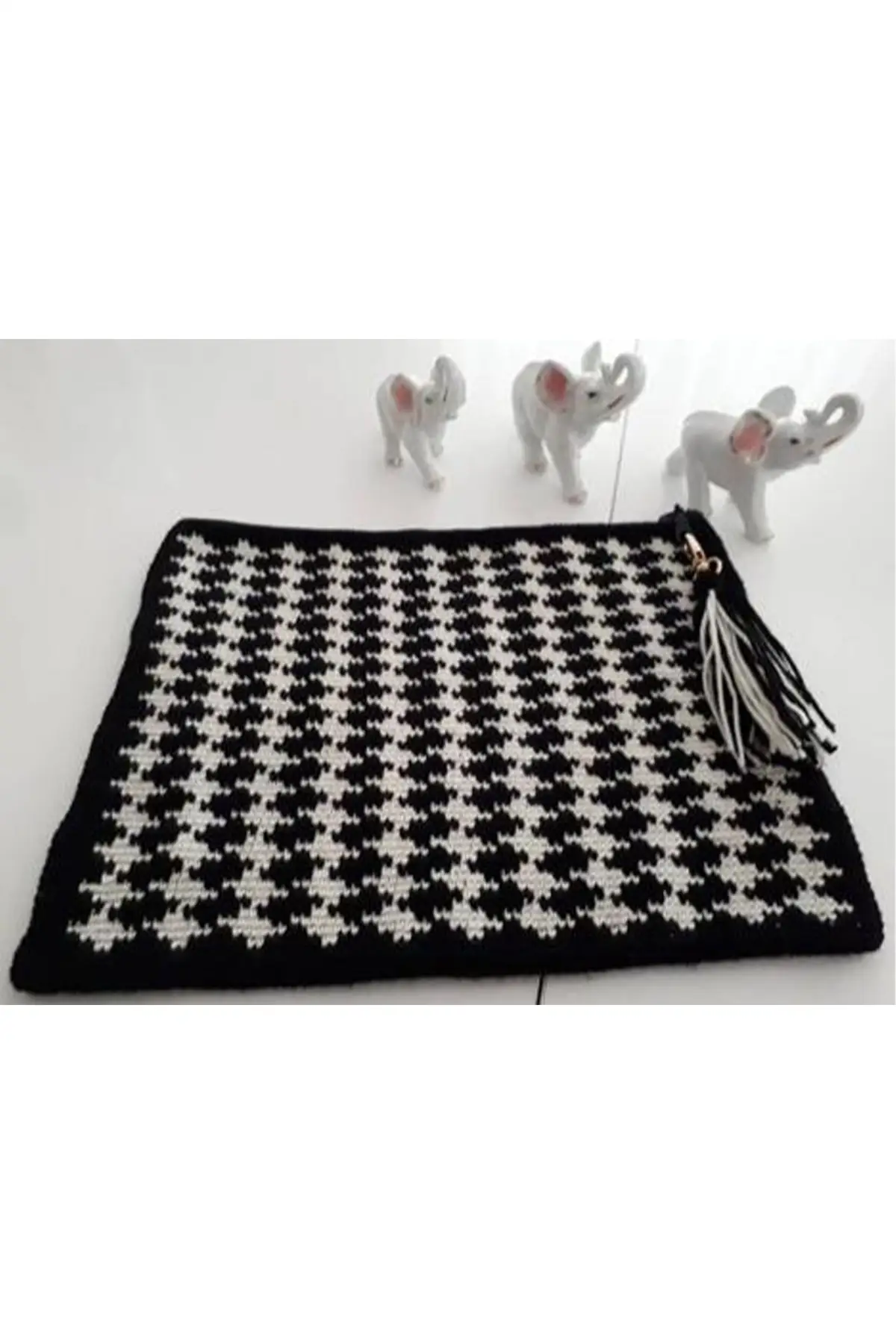 

Uras Women Black White Handmade Weave Handbag Women Bag Shoulder bag Handmade