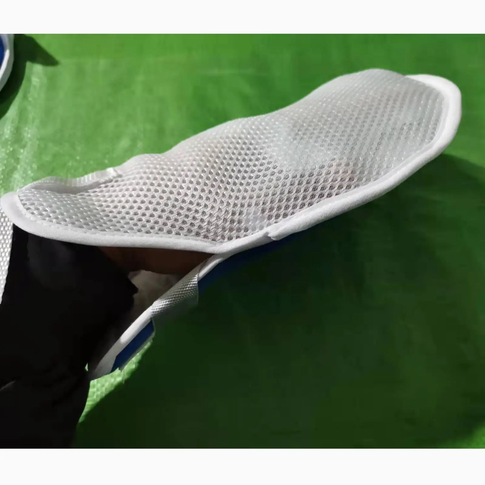 

Safety Restraint Mitts Breathable Mesh Restraint Glove Hand Protectors