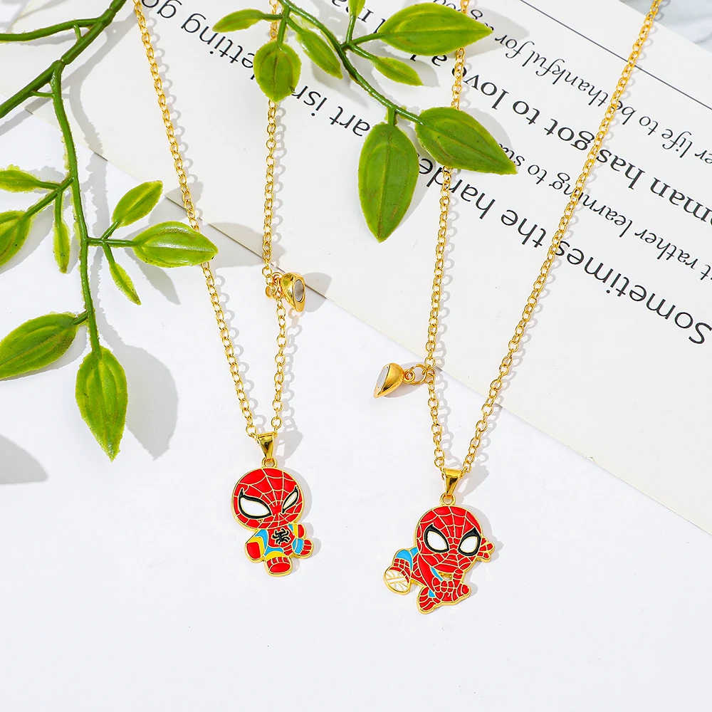 Spiderman Herzförmiger Magnetanhänger Halskette Cartoon Niedlicher Superhelden-Filmcharakter Schmuck Trendiges Geschenk für Freunde – Detail 2