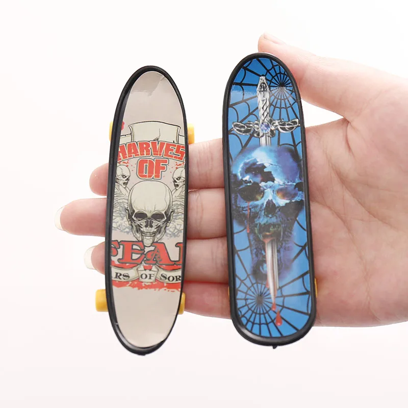 Creative Mini Vinger Skateboard Kinderen Vingertop Sport Vinger Skate Scooter Plastic Vinger Skateboard Voor Kinderen Gift