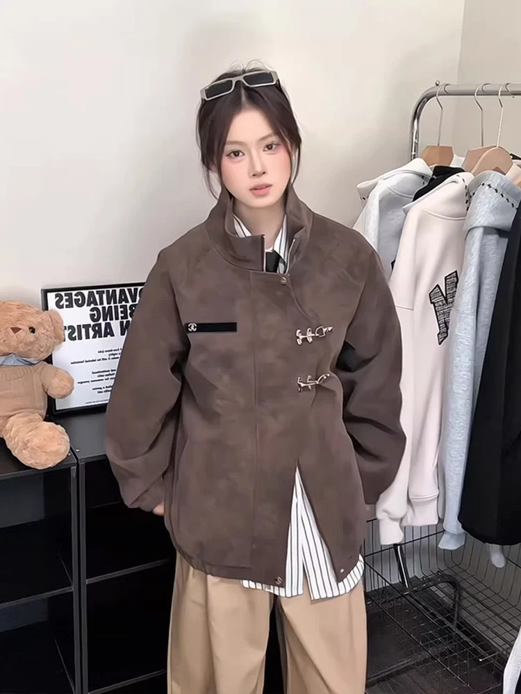 เสื้อโค้ทหนังผู้ชายทรงแจ็คเก็ตนักบินสีน้ำตาลสไตล์อเมริกันย้อมสี คอปกตั้ง แนวเวิร์คแวร์ แฟชั่นฤดูใบไม้ร่วง สไตล์ไบค์เกอร์ เบสบอล