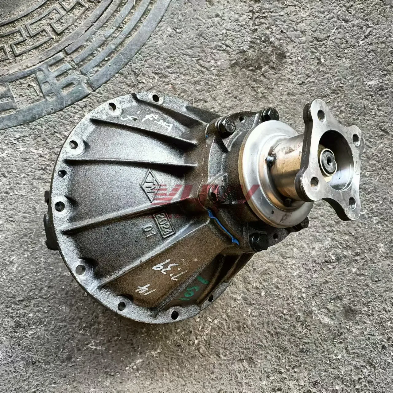 Factory Direct Sales Wholesale Differential 6700 6800 6/37 Foton Jianghuai Dongfeng Liberation Auto Parts Heavy Duty Truck