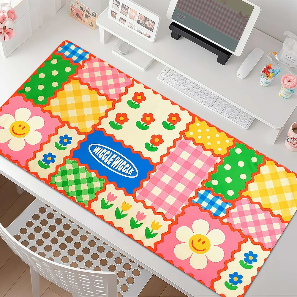 Happy W-wiggle Cartoon Mouse Pad Anti Slip Rubber Edge Locked Thickened Laptop Gaming Desk Mat