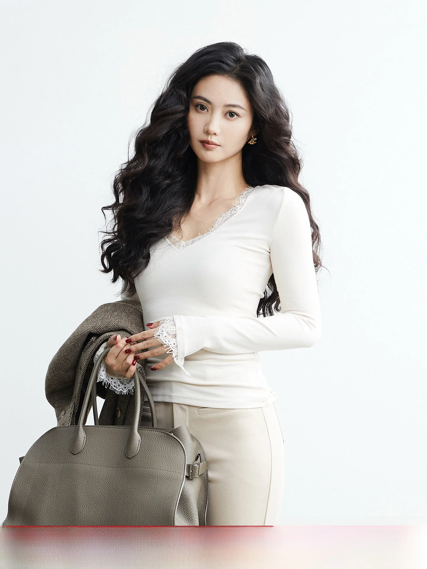 

Женская футболка TAIYANG OFFICE с кружевными вставками и V-образным вырезом, длинный рукав, облегающая, базовый слой, для зимы, для поездок на работу, из смесового хлопка