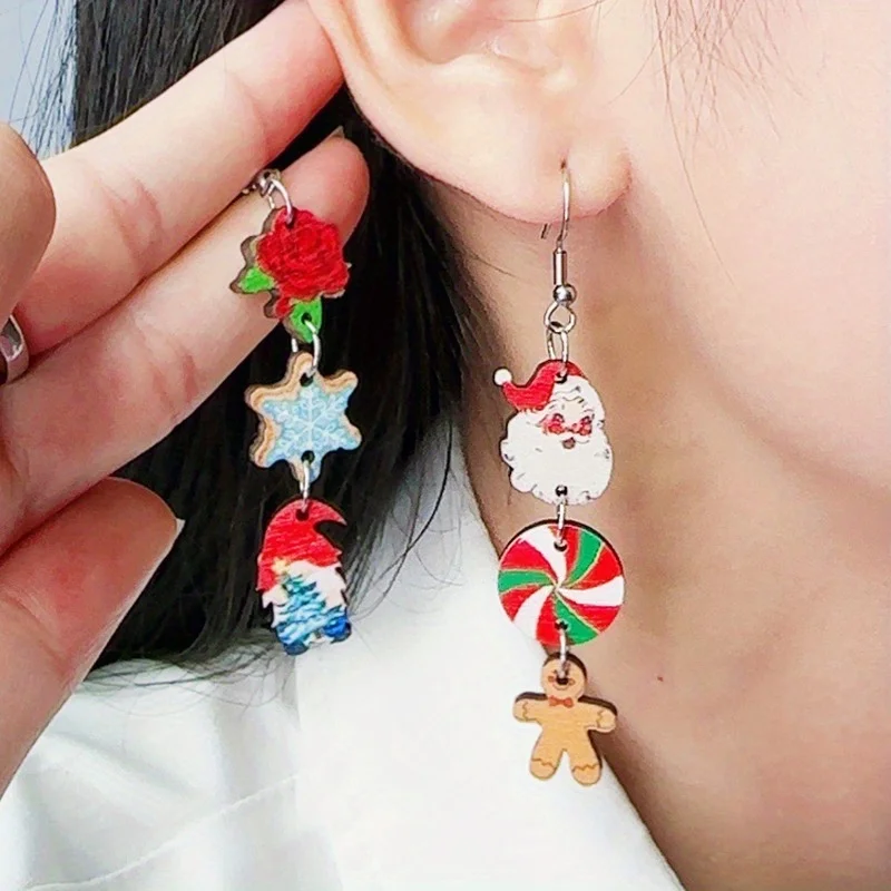 

Fashionable and Minimalist Christmas Earrings Minimalist Santa Claus Reindeer Snowflake Earrings Accessories for Women