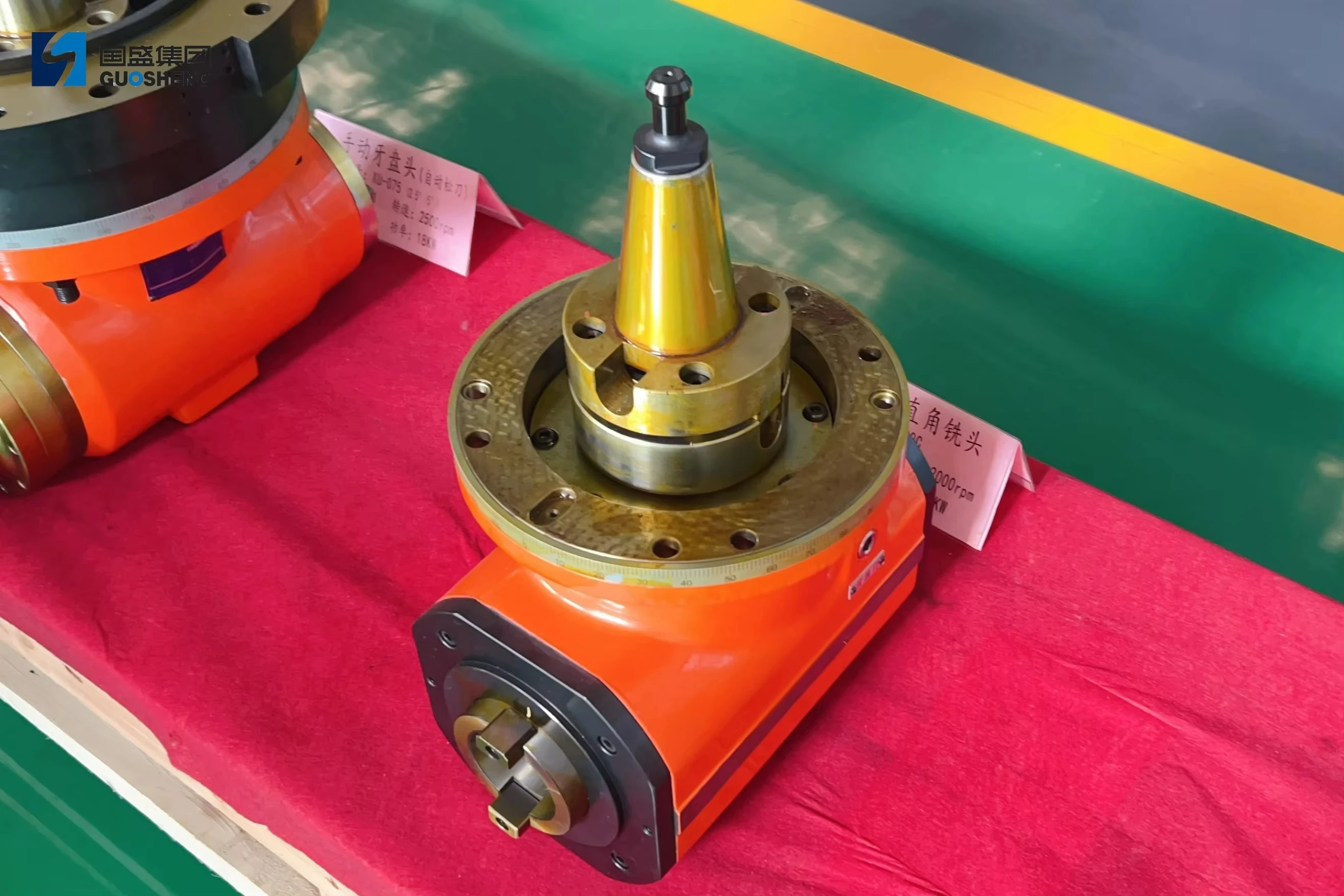 

AD80C GUOSHENG Manual Double-sided Right Angle Angular Milling Cutter Head