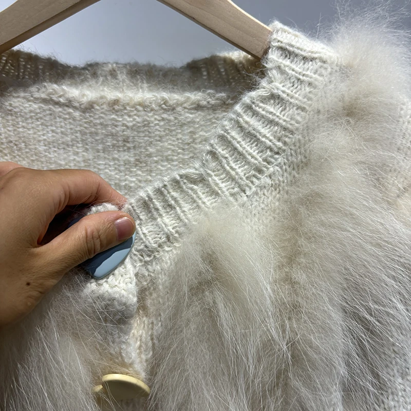 2025年 ガールズ ラブリーハートボタン 本物の狐の毛皮セーター 天然毛皮 キュートなニットジャケット