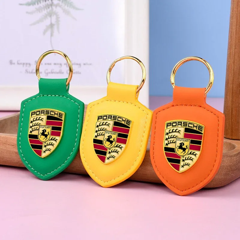 Car Leather Keychain Shield Type 3D Emblem Key Ring For Porsche Cayenne Panamera Macan 911 718 Taycan Boxster Cayman 918 Pajun