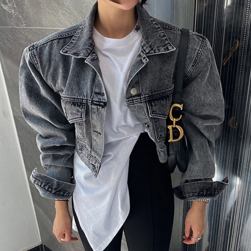 

Women's casual Jean Coats 2024 autumn Women loose Denim Jacket Long Sleeve Loose Female Girls Outwear Oversize Spring
