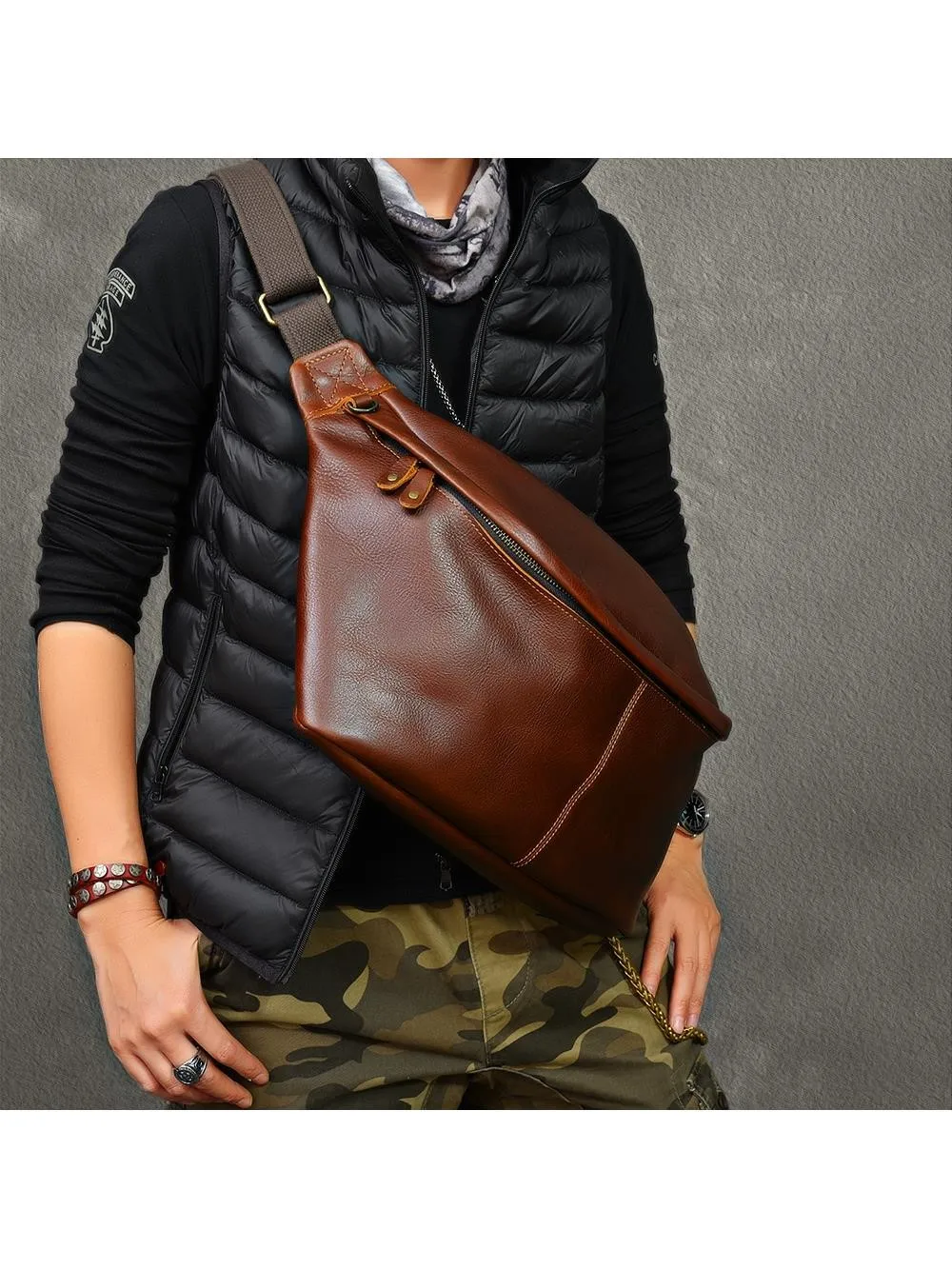Miękka skórzana ponadgabarytowa męska torba na klatkę piersiowa Retro torba sportowa Vintage skórzana torba męska o dużej pojemności na ramię Crossbody męskie 2024 — zdjęcie 2