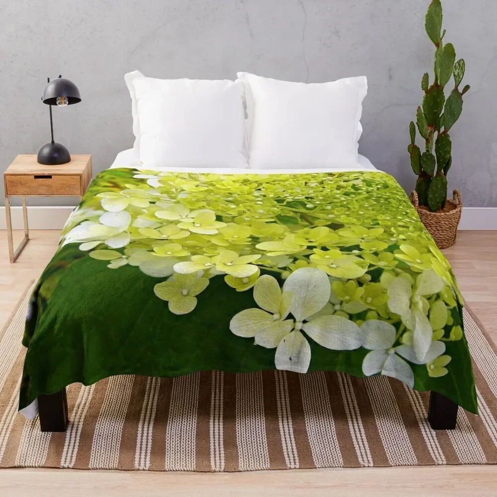 

Elegant Chartreuse Green Limelight Hydrangea Macro Throw Blanket Summer Personalized Gift bed plaid Soft Plush Plaid Blankets