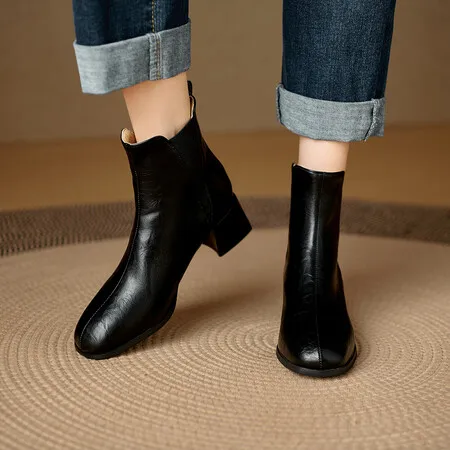 Brand British Style Women Ankle Boots Round Toe Block Heels 4.5cm Slip On Casual Daily Chelsea Bota Big Size 44 45 46