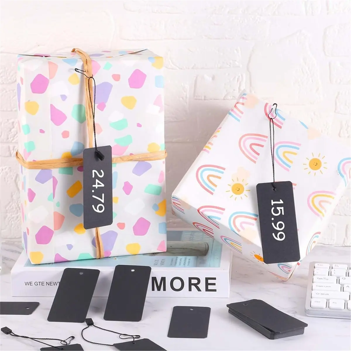 800 Set Black Price Tags Clothing Tags with Safety Pins Black Paper Hang for Clothes Crafts Display Stocking Stuffers