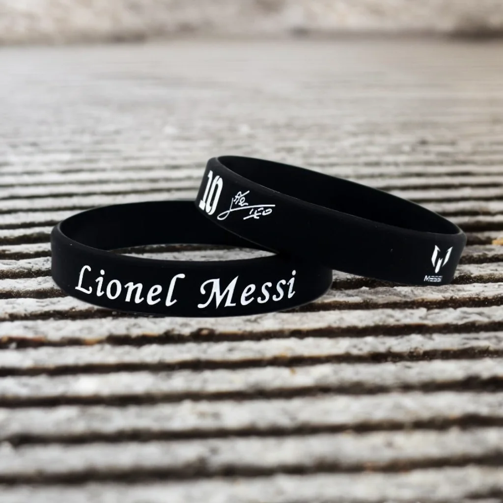 سوار معصم رياضي بيئي مادة السيليكون الأسود لاعب كرة القدم الأيدي مجوهرات أساور مطاطية للرجال والأطفال هدية #1