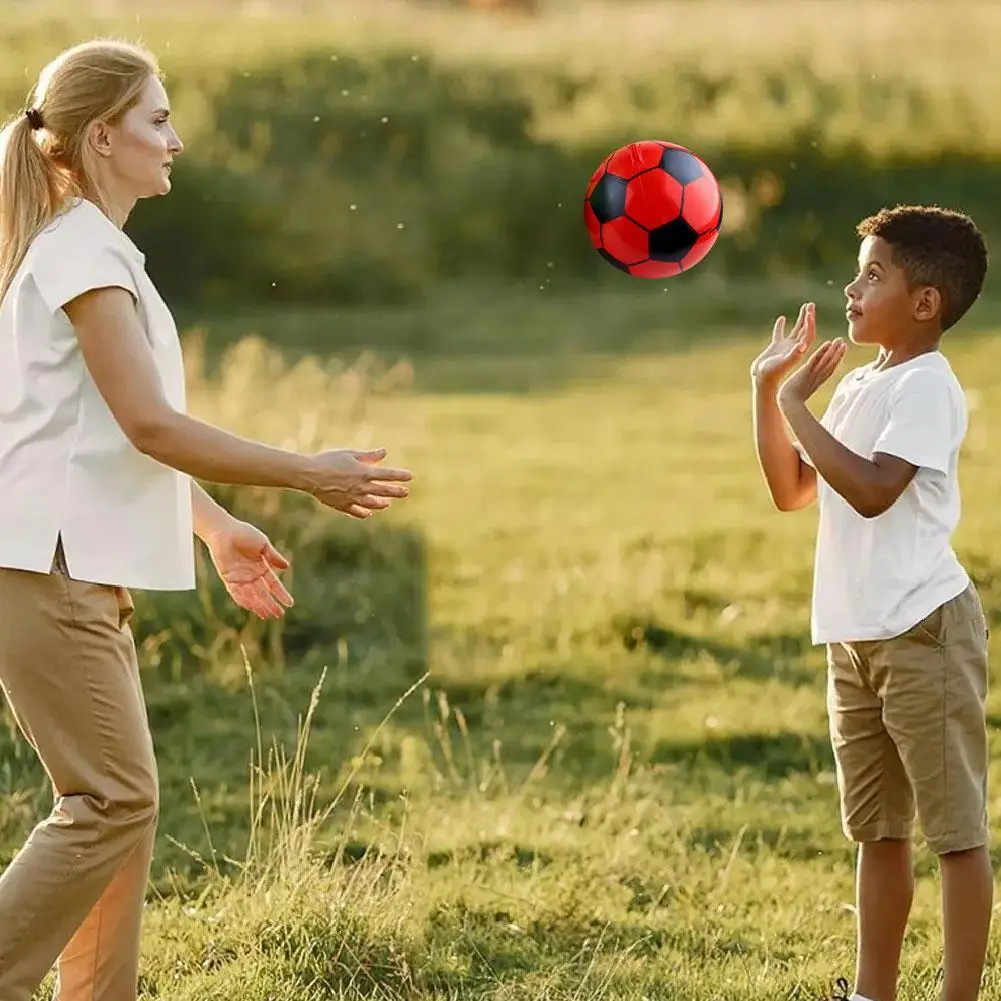 1 pçs cor aleatória bola de prática de futebol com faixa elástica equipamento de treinamento de futebol crianças bola de brinquedo inflável