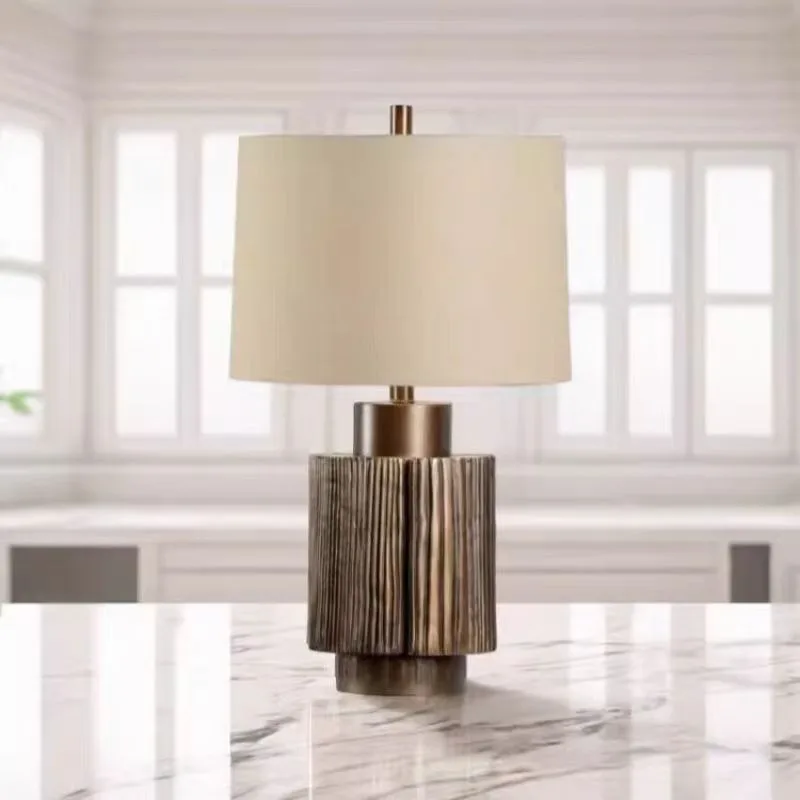 Simple light luxury living room bedroom model room B & B retro hotel decorative desk lamp