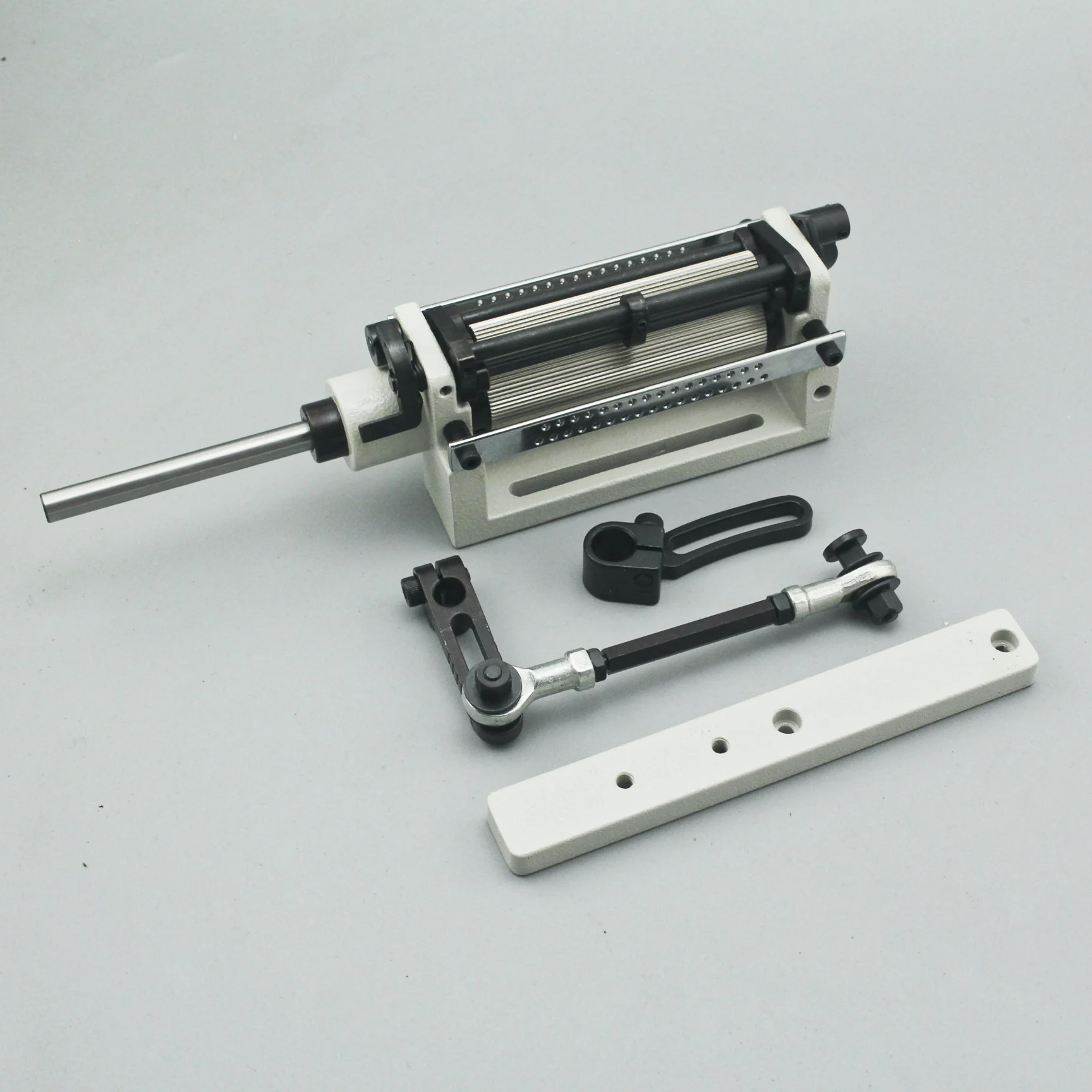 

Siruba Senben Vc008 Simark Multi-Needle Machine 33 Needle Front Upper Tugboat Rubber Band Straight Bar No Bottom Line Tugboat Wi