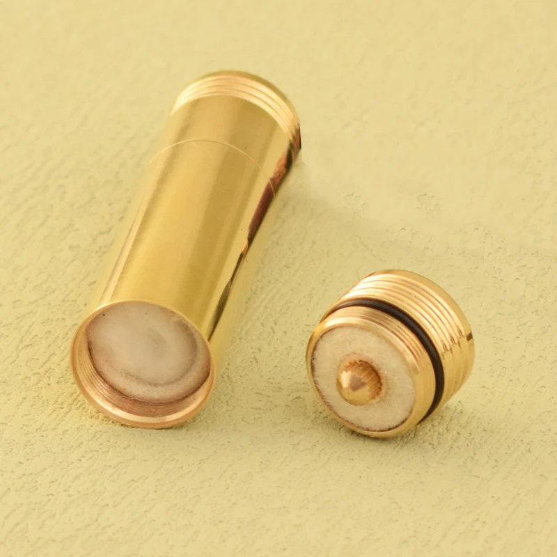 Portable Antique Copper Lighter Thin Cylinder Brass Lighter Retro Unusual Gasolin Lighter EDC Gadget 72mm * 22mm