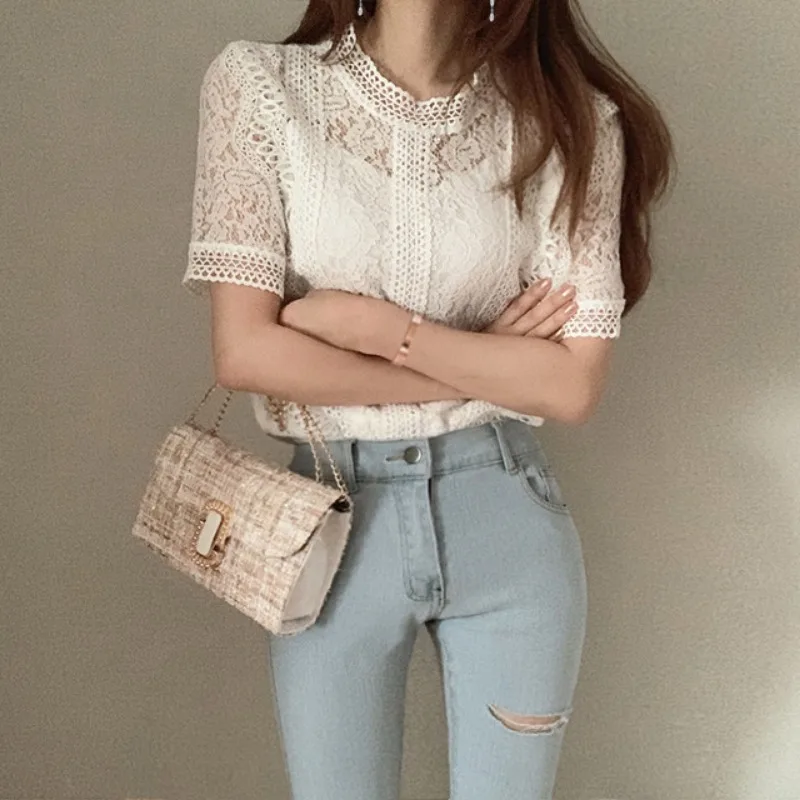 Lace Cropped Shirts Summer Women Short Sleeve O-Neck Blouse Hollow Out Elegant Blusas Y2k Japanese Korea Fashion Retro Slim Tops