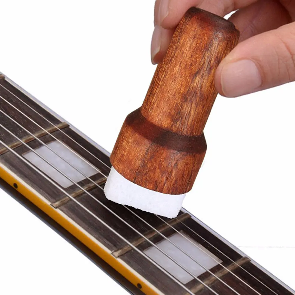 Guitar String Cleaner Pen Rust Removal Tool for Acoustic Electric Guitar Bass Care and Maintenance