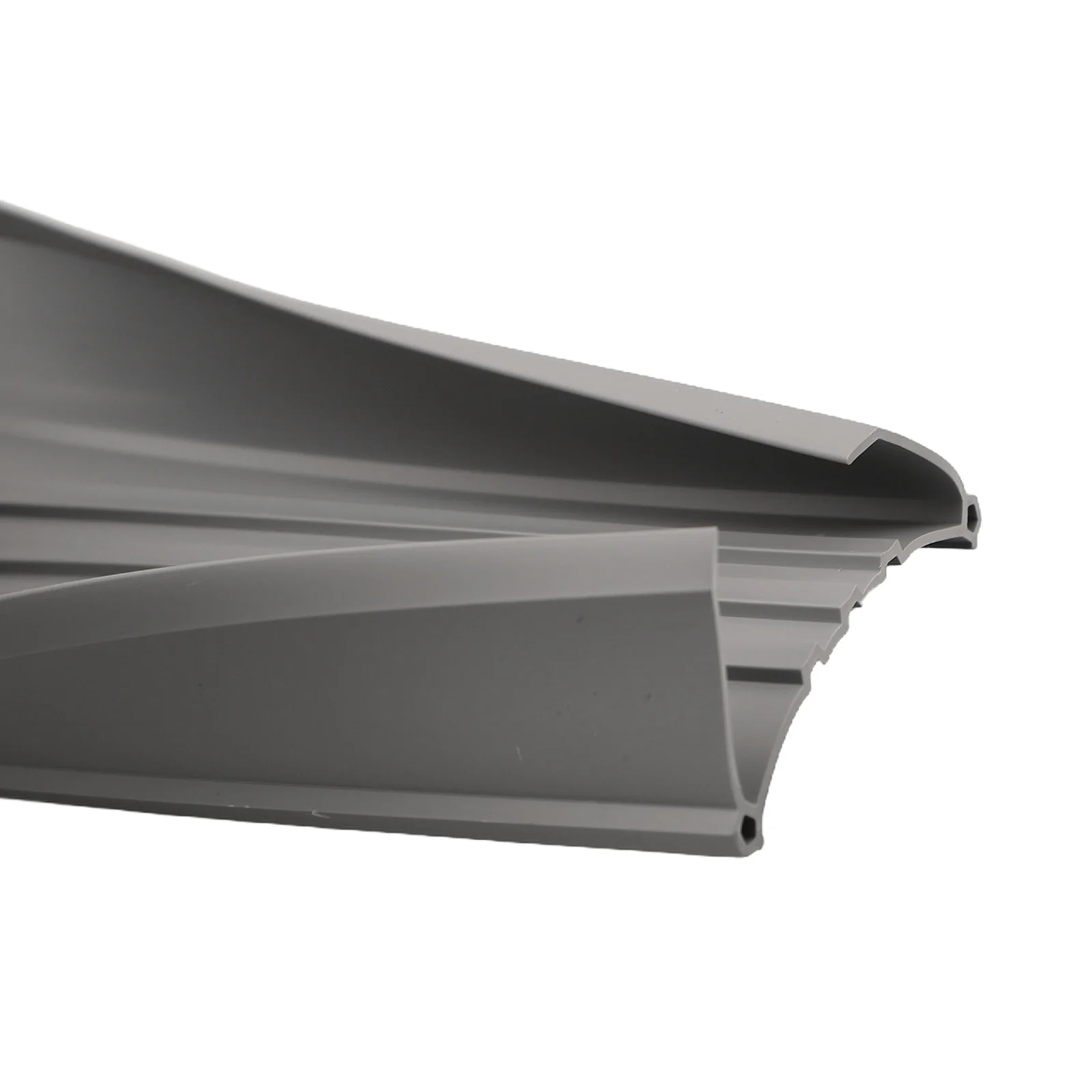 

Уплотнительная лента для нижней части двери, цвета: коричневый, белый, серый. Универсальный дизайн, энергосберегающая конструкция, дополнительный слой защиты.