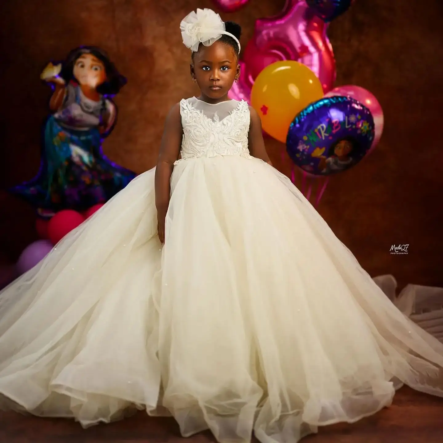 Abiti da ragazza di fiore in pizzo avorio Abito da ballo in tulle Abito da bambino per bambini personalizzato per abiti da festa per il primo compleanno di nozze